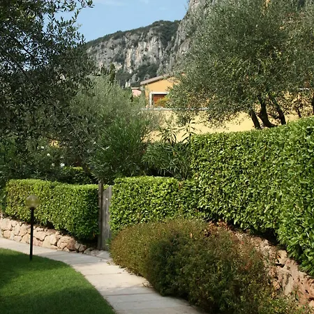 Pratone * Garda (Verona)