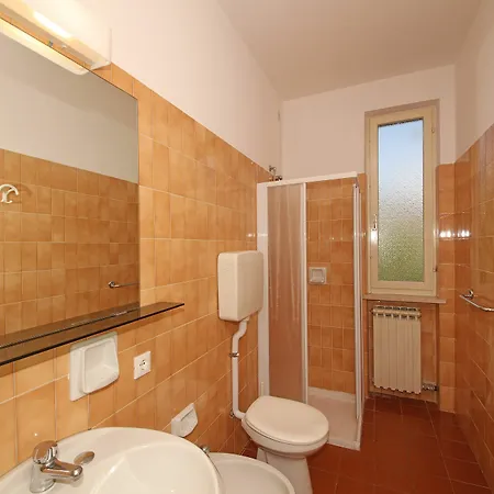 Pratone Apartment *