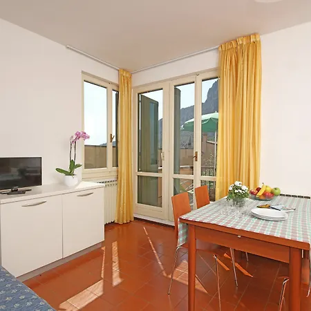 Pratone Apartment Garda (Verona)