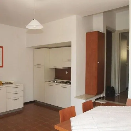 Pratone Apartament *